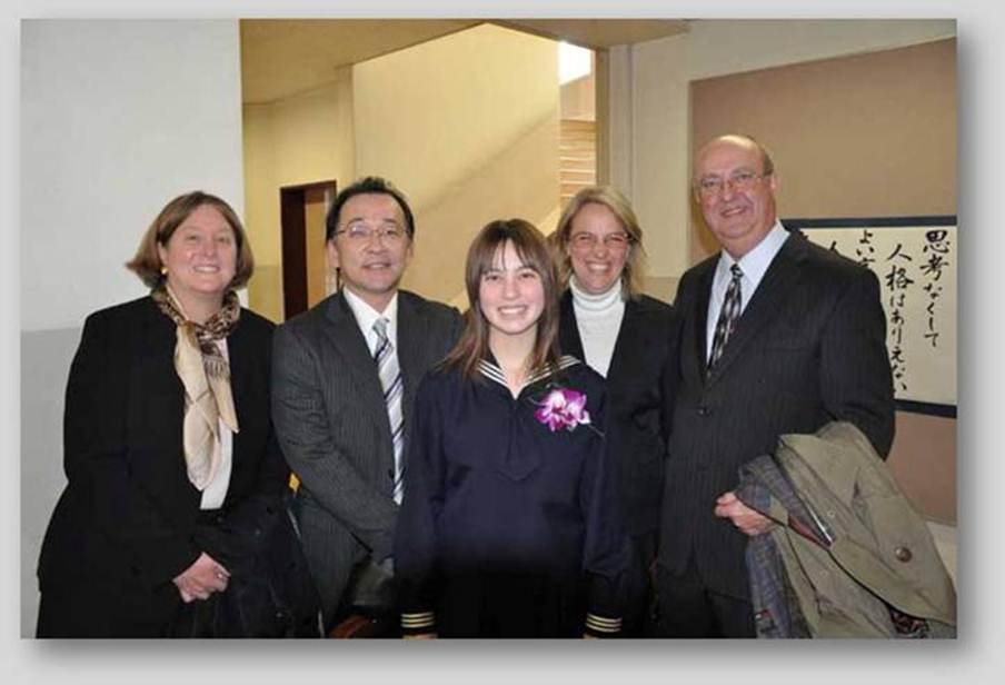 Reina_graduation_DSC_0057 (2).jpg