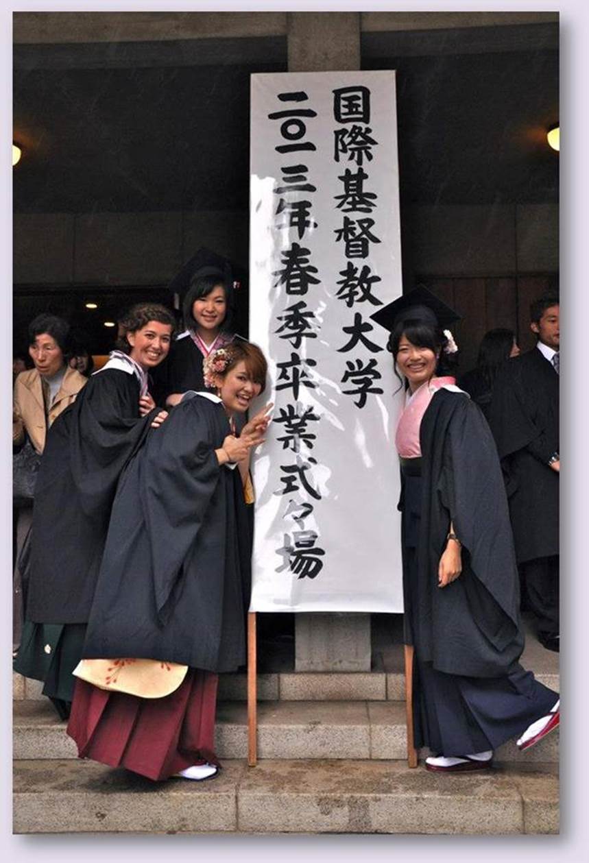 Junna_graduation.jpg